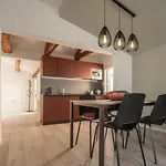Διαμέρισμα Sant'aponal Cozy With Balcony R&r *