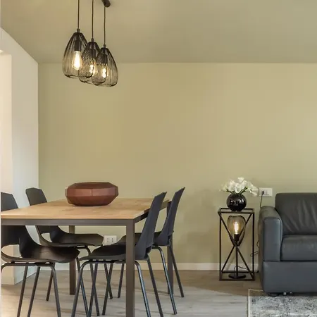شقة Sant'aponal Cozy With Balcony R&r البندقية